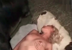 Mare is pleasing her wide-opened wet cunt